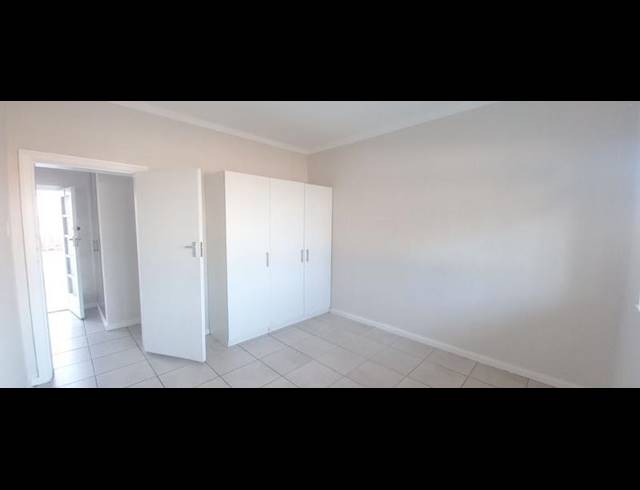 1 BEDROOM PROPERTY TO RENT IN GOODWOOD CENTRAL